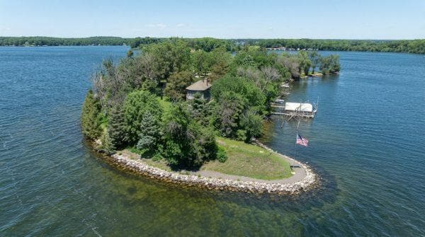 Rare American island surfaces on the market for the first time in 50 years