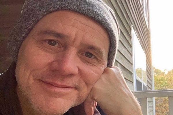 Jim Carrey wants nearly twice what he paid for his luxurious Hawaii retreat