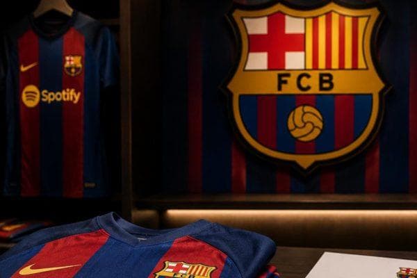 Barcelona is getting more dangerous as Deco locks down three key players