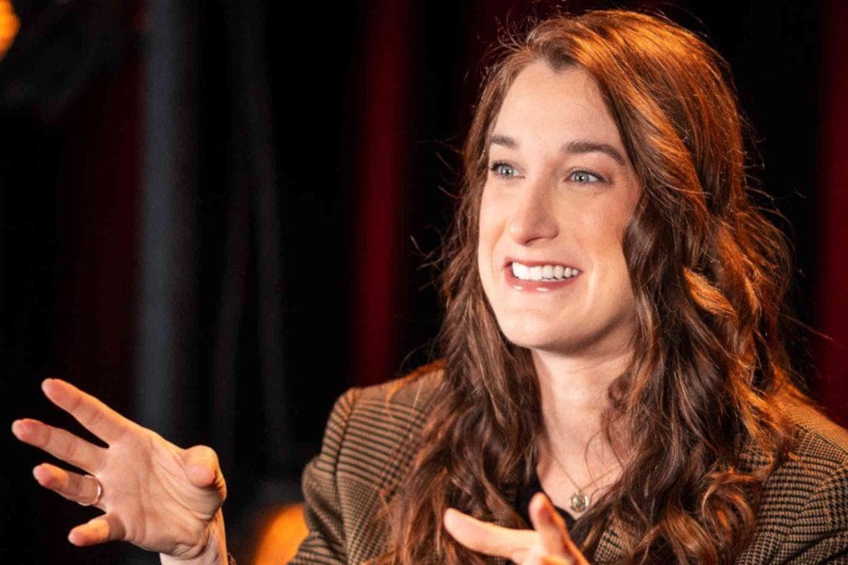 Joanna Hausmann the Venezuelan comedian bringing Latino culture to American screens