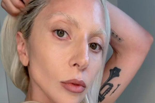 Lady Gaga’s beauty secrets for achieving her glamorous makeup look at home
