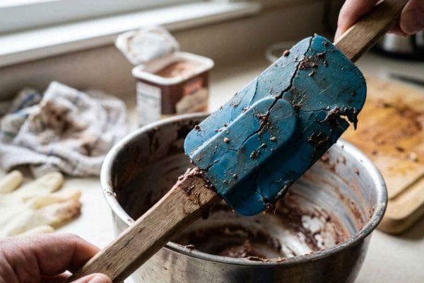 Damaged spatulas in you kitchen hide bacteria risks but you can change that