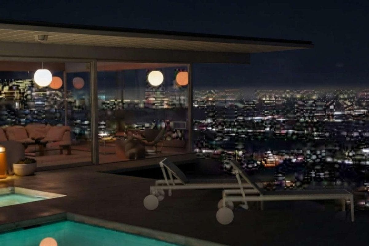 Los Angeles glass house with “the most incredible view” still can’t find a buyer