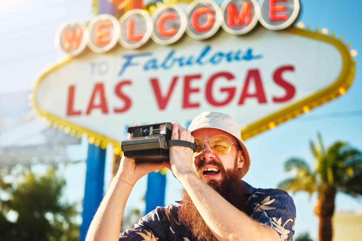Las Vegas famous selfie spot has new rules that could land tourists in jail