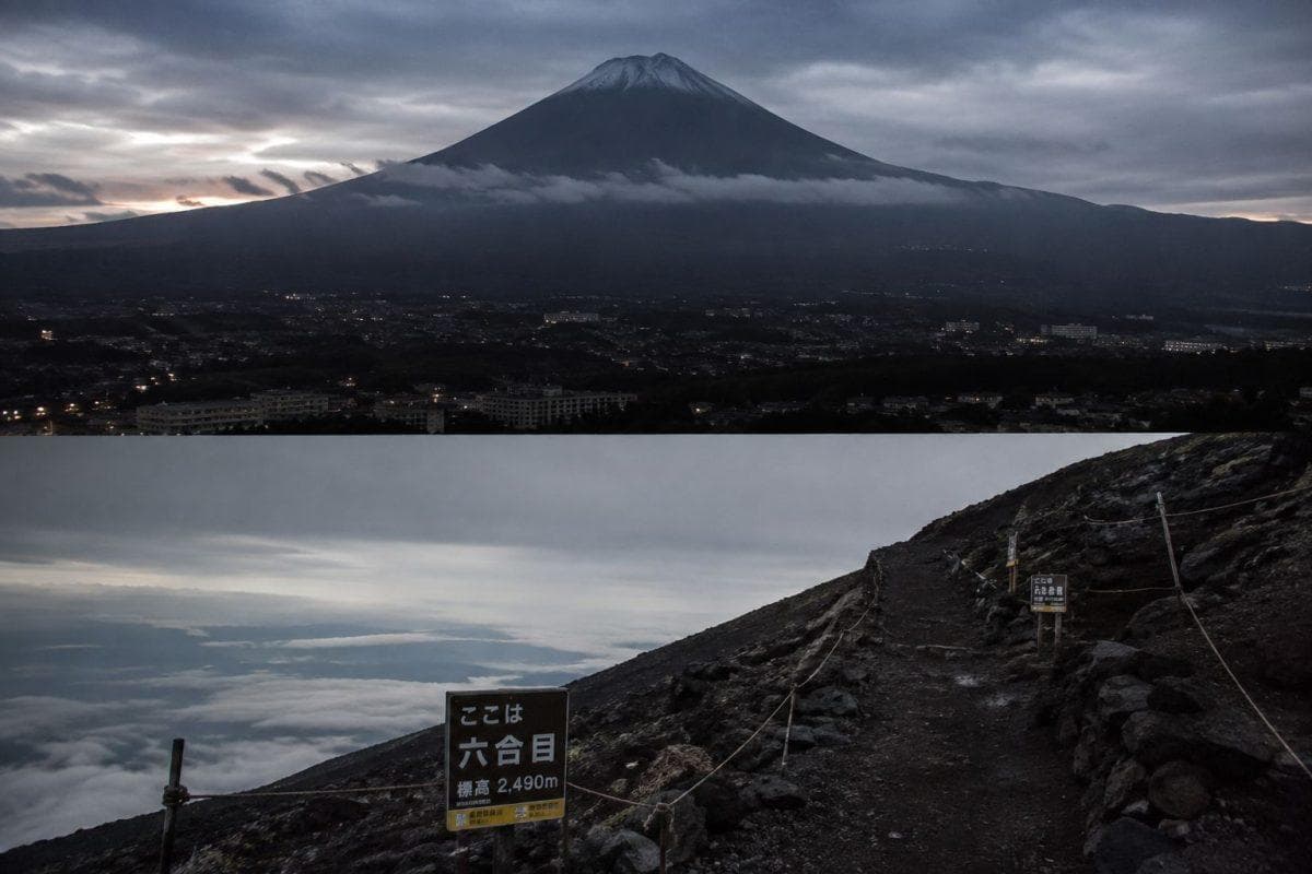 Father leaves 7-year-old son alone on Mount Fuji for a absurd reason and keeps climbing to the summit